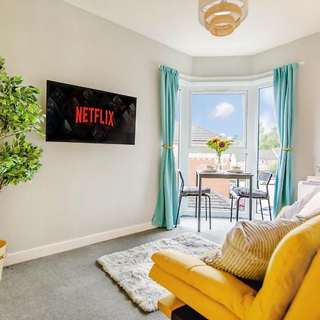 The Banana Loft Central Sheffield Retreat 6Ppl Экстерьер фото